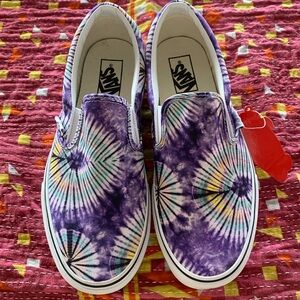 NWT VANS Classic Slip-On (New Age) Purple Tie-Dye Shoe Size Men 9 or W 10.5